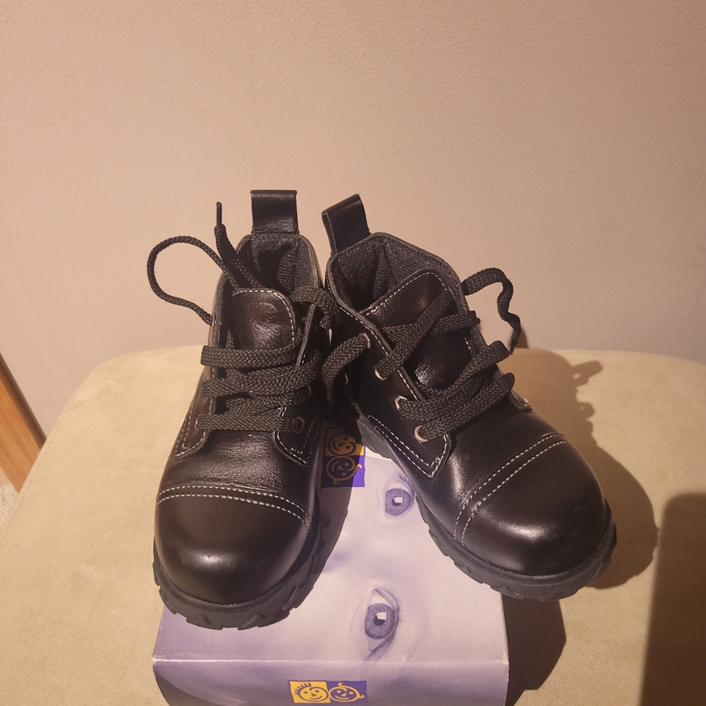 Stride Rite Black Kids Boots